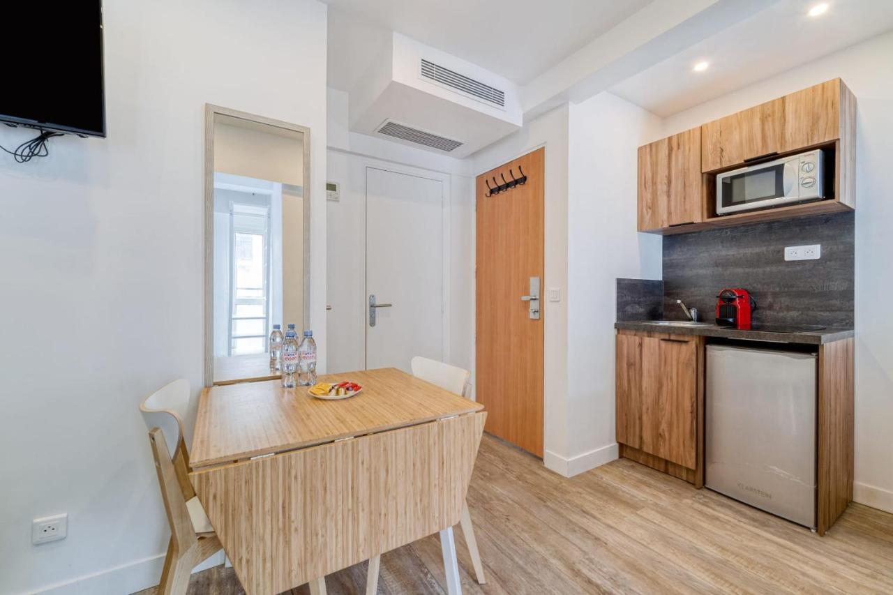 Beautiful Apartement With 2 Bedrooms In Paris Centre מראה חיצוני תמונה